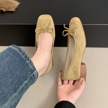蝴蝶结圆头浅口单鞋女春秋新款复古温柔仙女风休闲粗跟瓢鞋豆豆鞋
