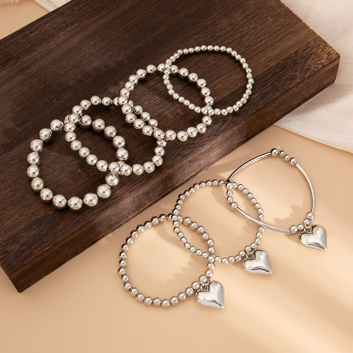 25g Weight Alloy, Copper Pendant Material Bracelets Classification CCB Chain Material Beaded Chain Chain Type 1 Set Quantity Street Occasion CCB, Alloy, Copper Material Heart Shape Pattern Women's Gender Exaggerated, Streetwear Style Exaggerated Streetwear Heart Shape CCB Alloy Copper Beaded Chain Beaded Bracelets Wholesale 4