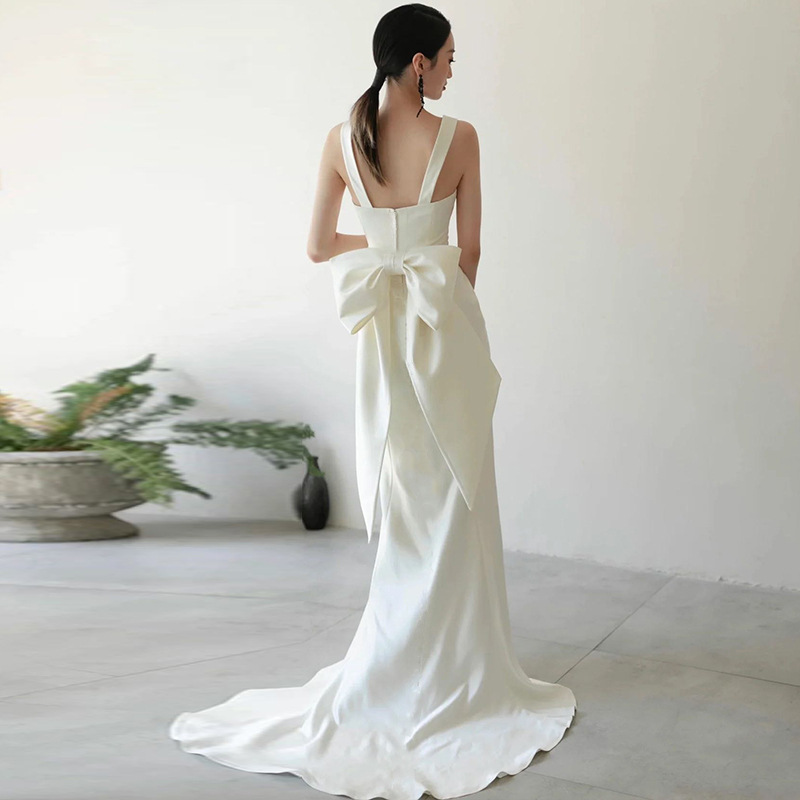 French-Style Spaghetti Strap Light Wedding Dress 2026 New Model Bride Simple Elegant Forest Style Fishtail Reception Dress Satin Gown