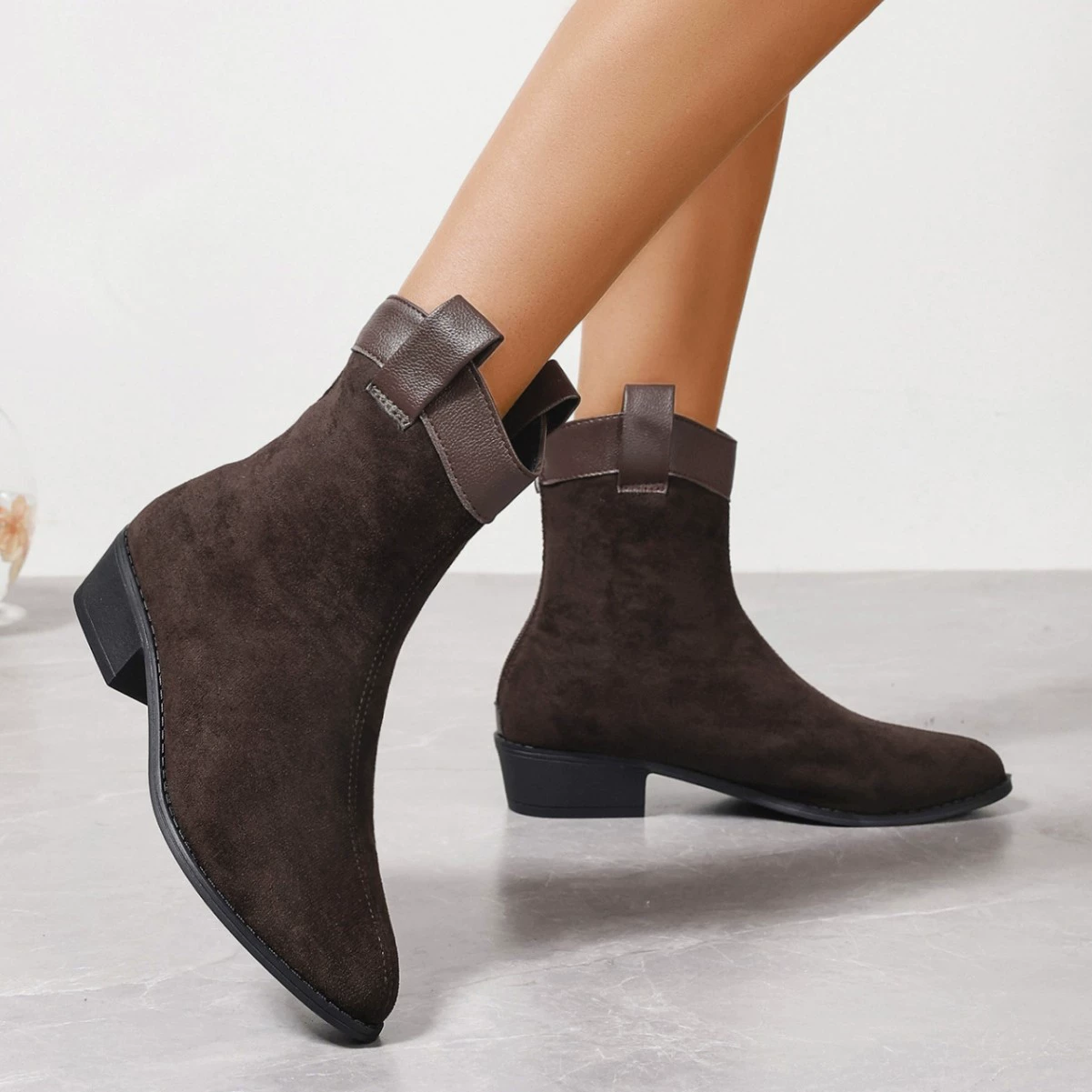 Большие размеры мягкие меховые ретро западные ковбойские сапоги женские толстые каблуки сапоги осенние и зимние матовые остроконечные сапоги челси сапоги