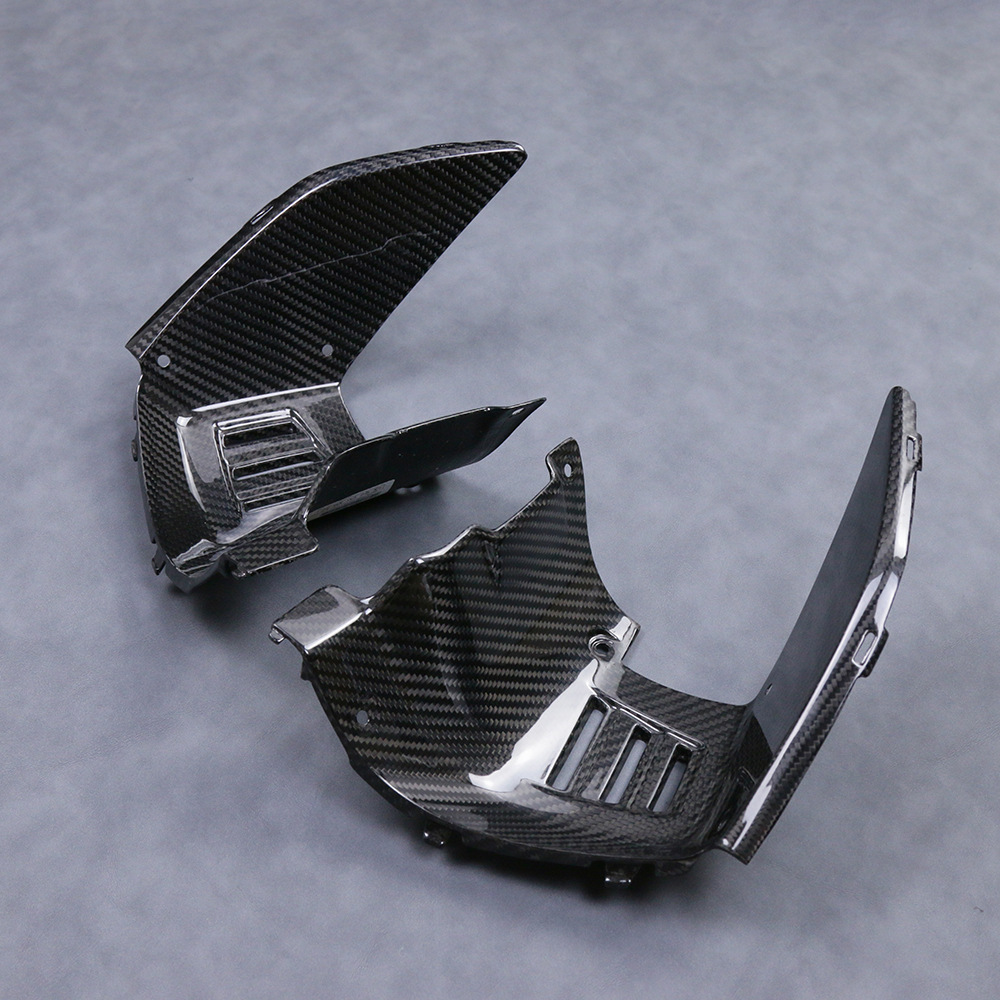 Suitable for CFMOTO spring wind 800NK sharp + modified carbon fiber shell parts fuel tank forward gas decorative plate