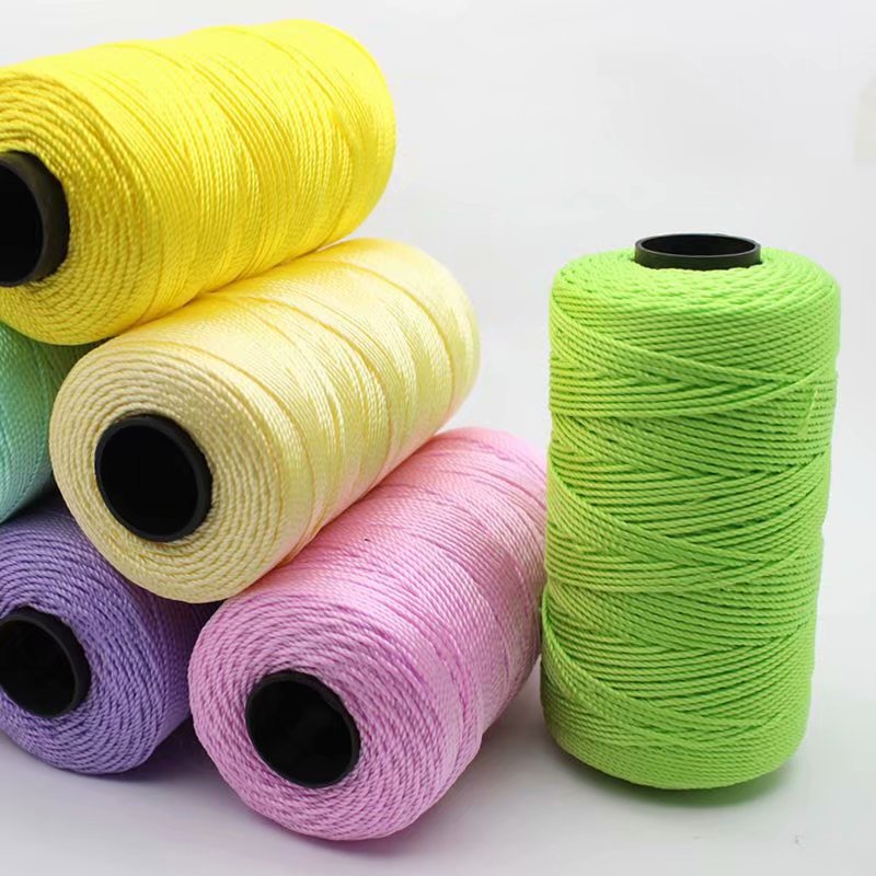 Silk silk threads