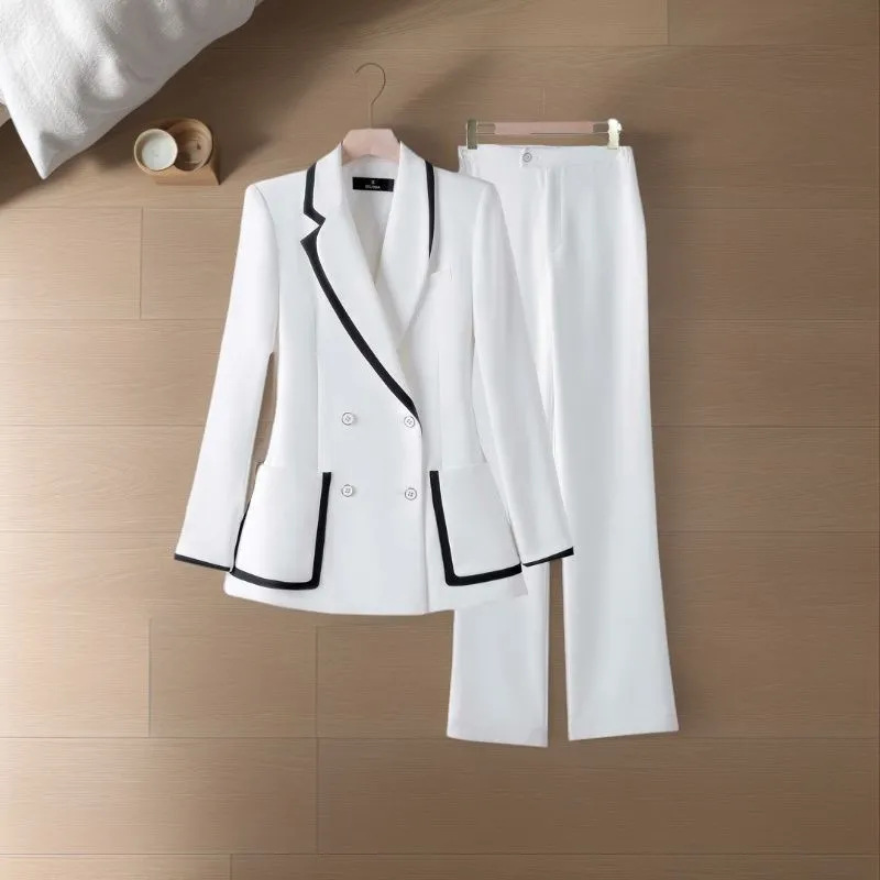 High-end, sophisticated, workwear-inspired long-sleeved suit set for spring and autumn. White color with patchwork design, stylish and sophisticated, slim fit, professional suit.