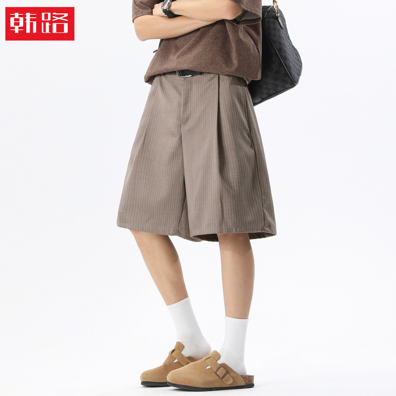 American retro striped suit shorts, summer thin mid-length pants, loose and simple, casual pleated knee-length shorts American retro striped suit shorts, summer thin mid-length pants, loose and simple, casual pleated knee-length shorts
