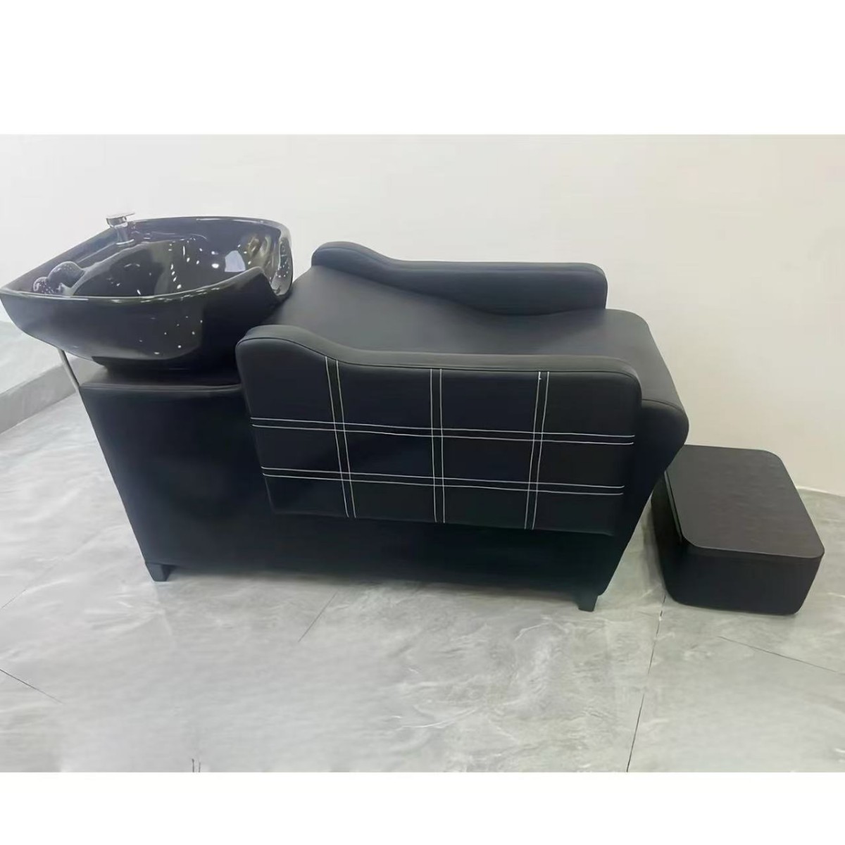 Engrosamiento de la maceta Negra - pies bajos para cambiar la maceta negra