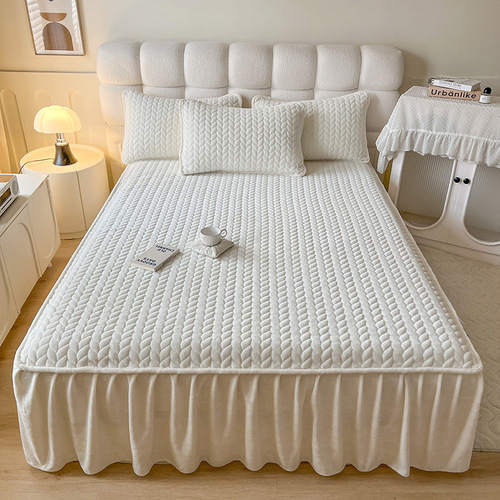 Type A milk velvet bed skirt single piece coral velvet bedspread thickened bed cover lace plus velvet bed sheet skirt quilted bed skirt