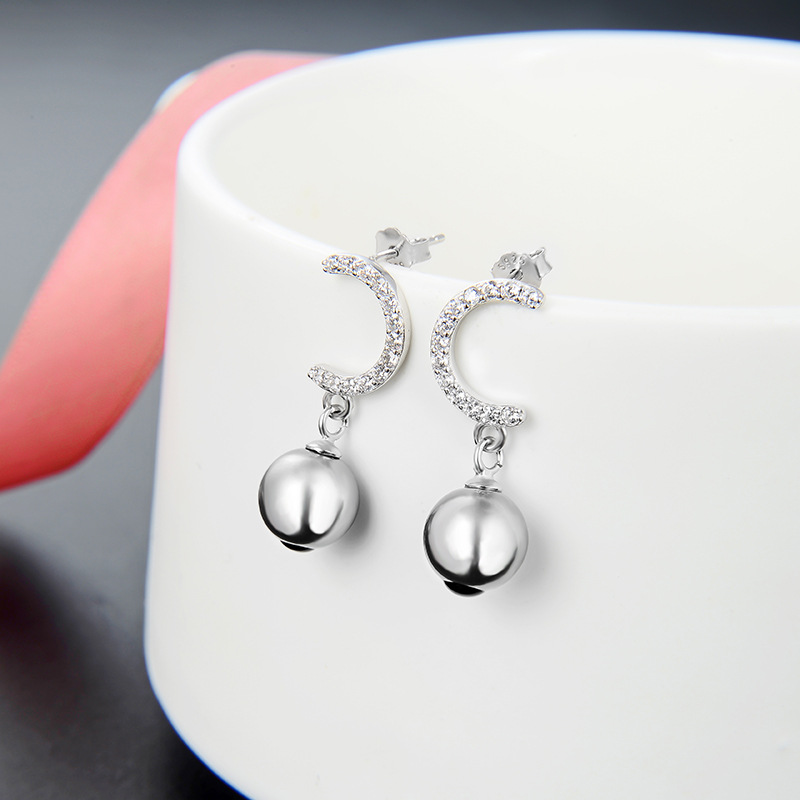Verano y otoño nuevo C letra gotas para los oídos pendientes Corea del Sur s925 plata esterlina rebordear pendientes para niñas simple nicho joyería