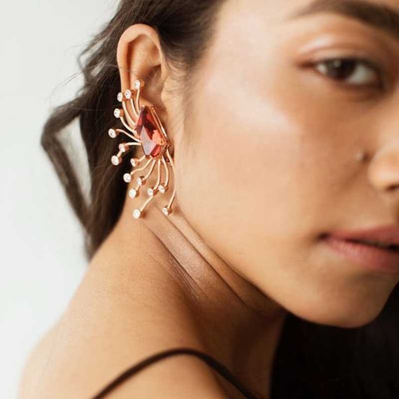 2024 nueva geometría cuadrada auriculares personales diamante auriculares accesorios de moda aretes de mujer