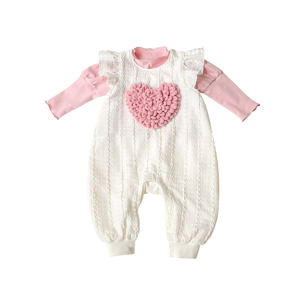 Traje de una pieza de bebé Ropa para niños coreanos Estilo de primavera Ropa de salida de princesa Ropa de escalada de dos piezas con decoración de amor para bebés