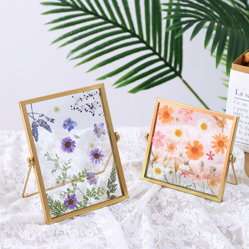 Cross-Border Metal Photo Frame Ornaments Polaroid Home Table 6inch 8inch Embossed Decoration DIY Dried Flower Glass Photo Frame Cross-Border Metal Photo Frame Ornaments Polaroid Home Table 6inch 8inch Embossed Decoration DIY Dried Flower Glass Photo Frame