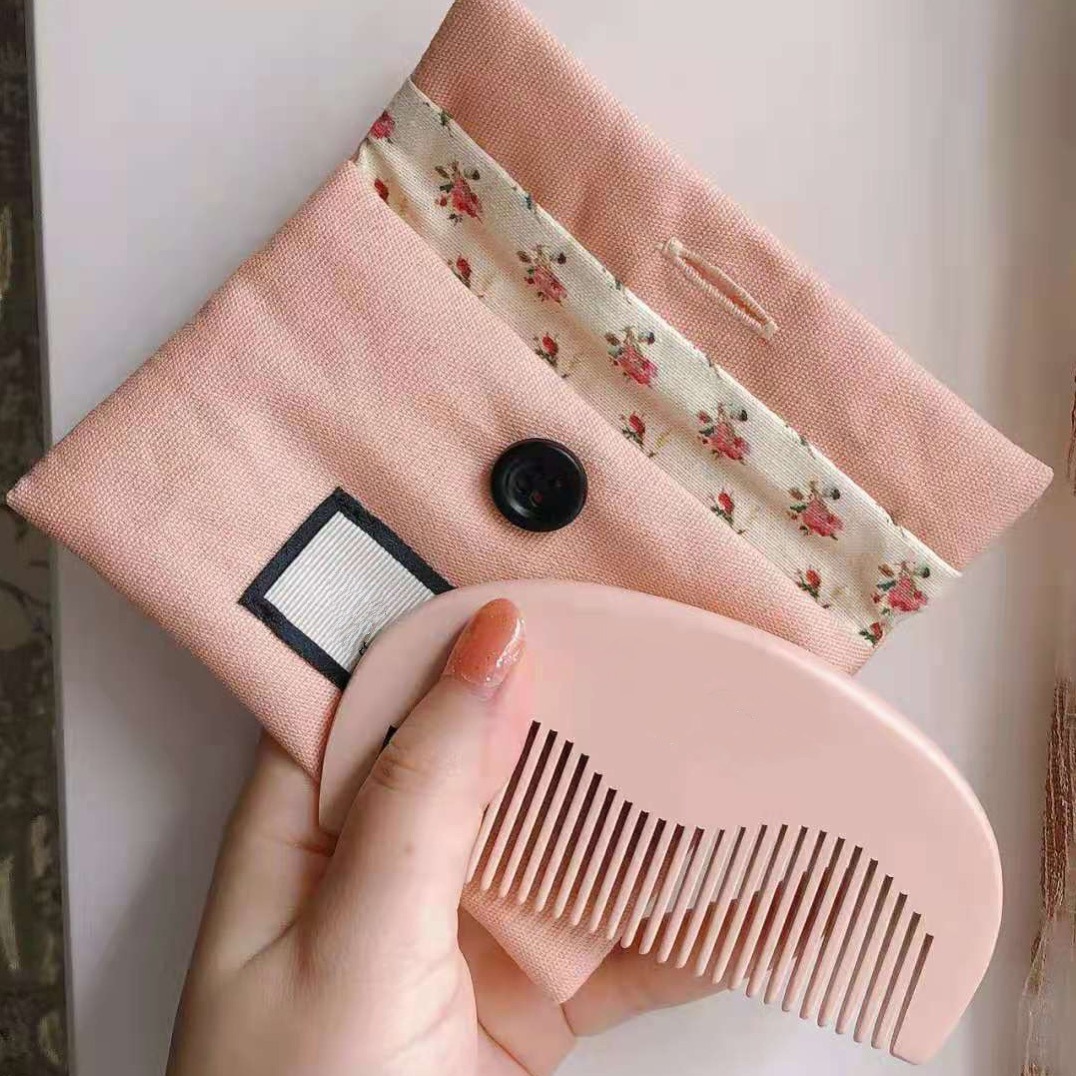 Stock issued the same day Pink Combs customized logo Souvenir  Send his girlfriend Makeup comb Jia Qi Li Same item
