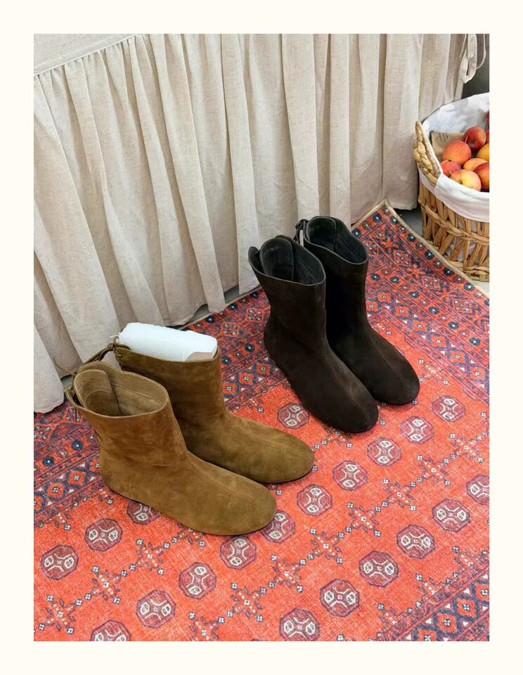 Bốt ngắn nữ da lộn mũi tròn buộc dây phía sau, đế bệt thoải mái — màu kaki, nâu sẫm chi tiết 12