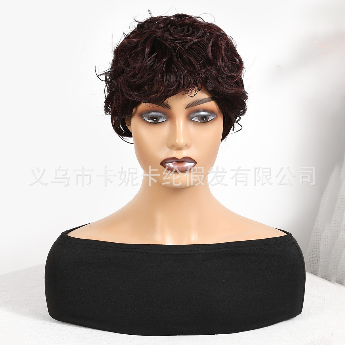 Peruca de cabello rizado de mujer Bo Bo Mecanismo corto de fibra química Peruca auto-cool en stock al por mayor NK0019