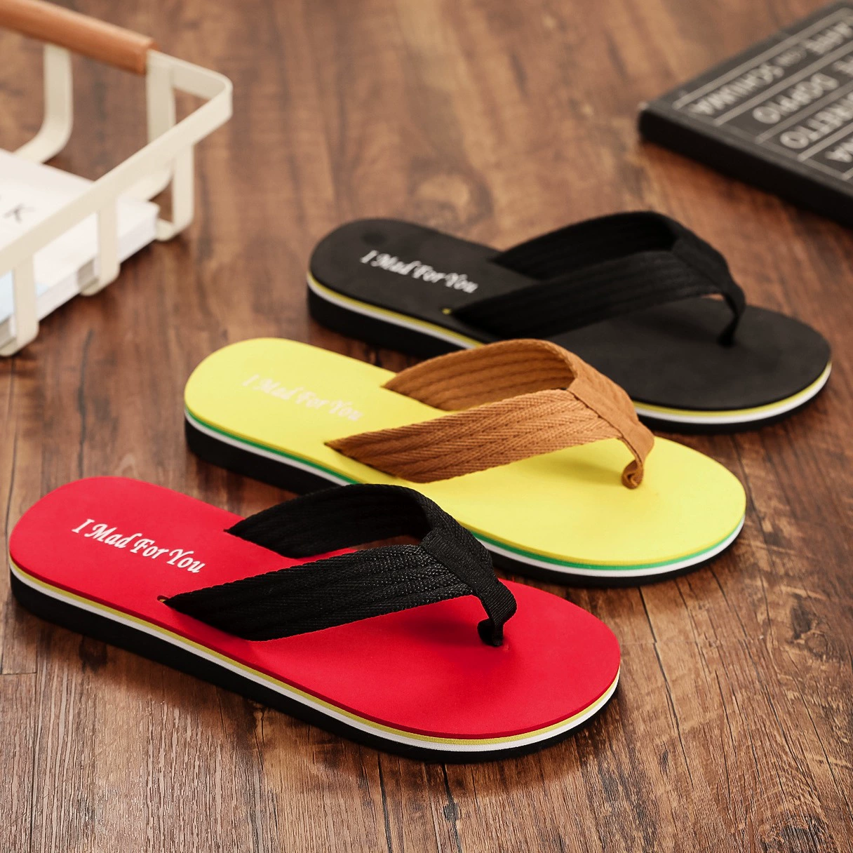 Дышащие шлепанцы Colorblock с радужной подошвой, летняя пляжная обувь, мужские шлепанцы, отличительные сандалии