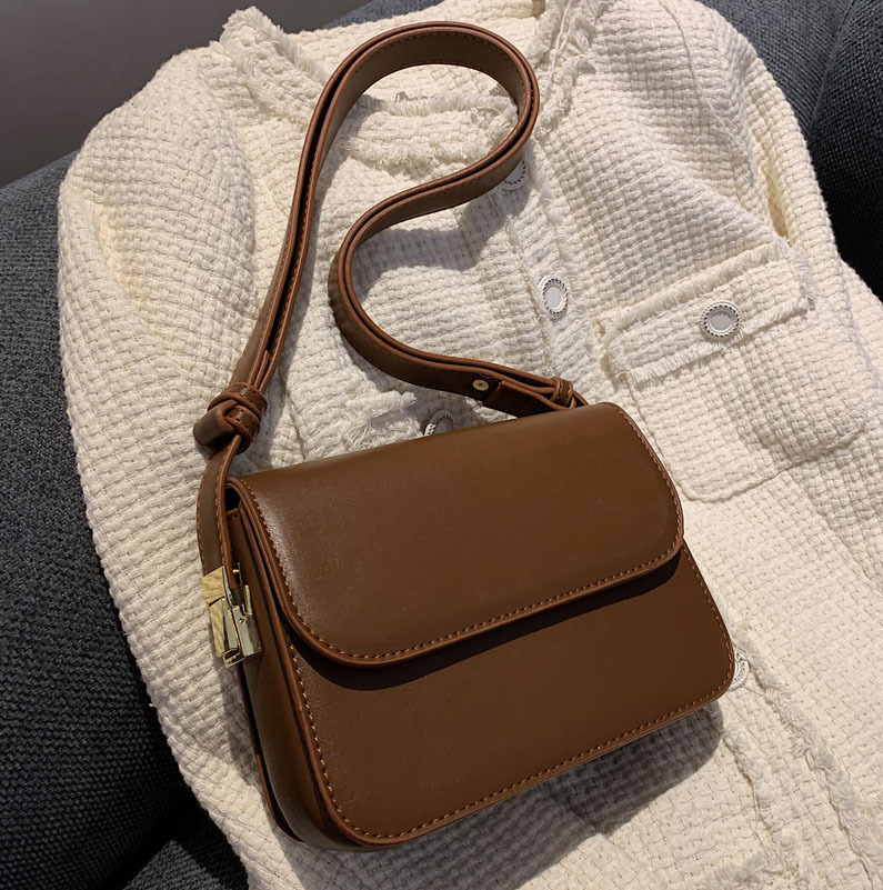 This year's popular niche design bag for women's autumn versatile new 2023 crossbody small bag, high-end feeling one_voghion.com