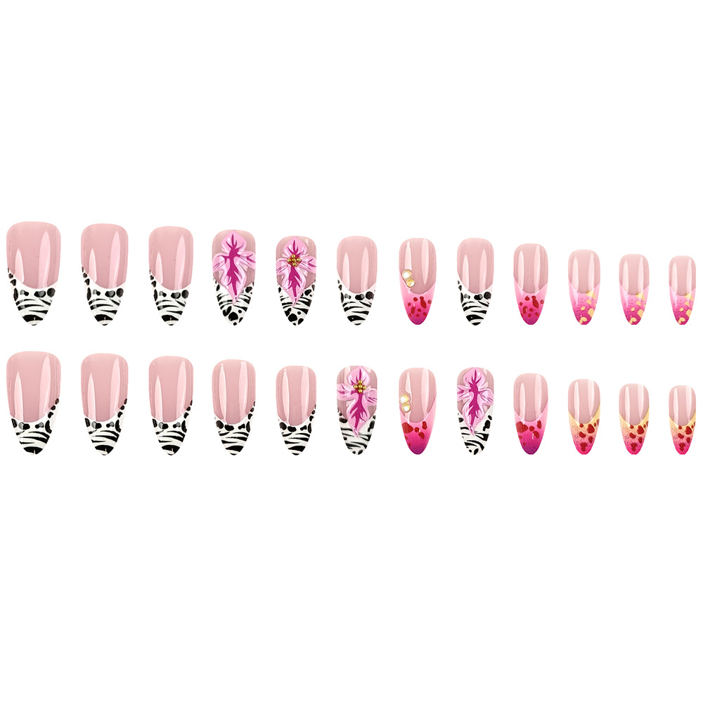 Venta caliente transfronteriza parche de uñas postizas moda elegante flor con incrustaciones de diamantes manicura francesa 24 piezas armadura de vestir en relieve
