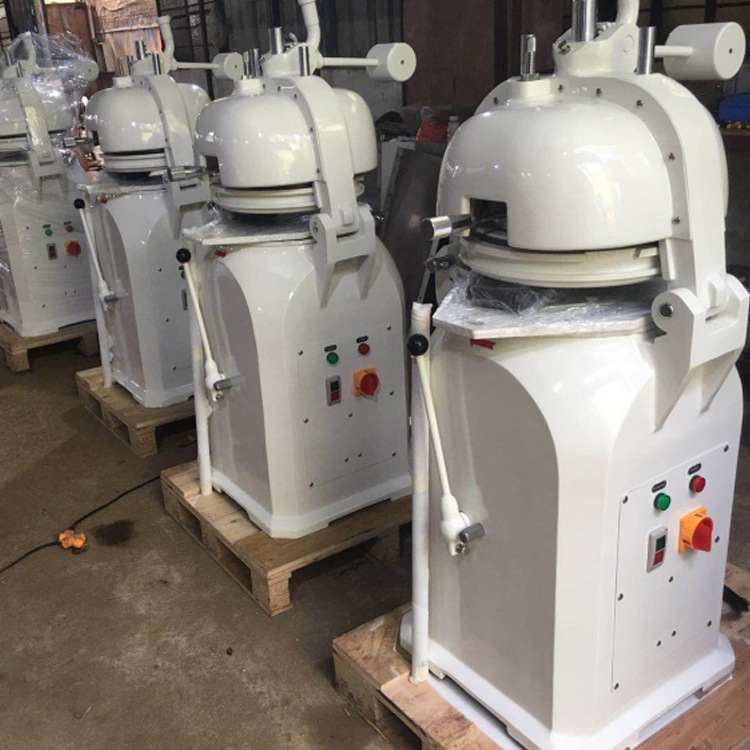 Venta directa semiautomática máquina de rodillo de partición de masa comercial 30 - 100g por grano uniformemente dividido image 5