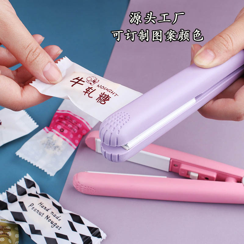 Mini small household hand pressure sealing artifact sealing clip portable plastic heat sealing food moon cake bag sealing machine