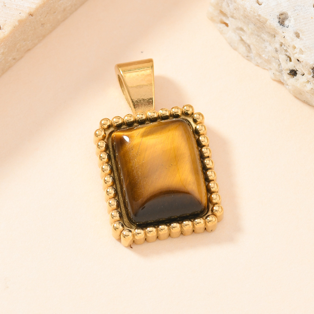 Un solo colgante Europa y América transfronterizos joyería de acero de titanio fundido punto de onda cuadrado colgante de piedra natural DIY accesorios colgante