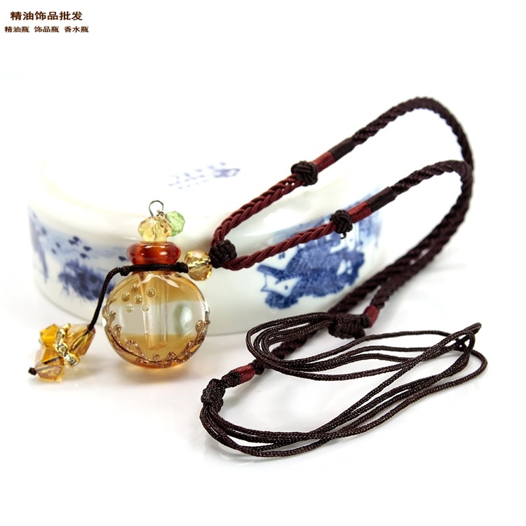 精油饰品网扁圆琥珀色巴洛克台湾精工缨诺绳项链1.jpg