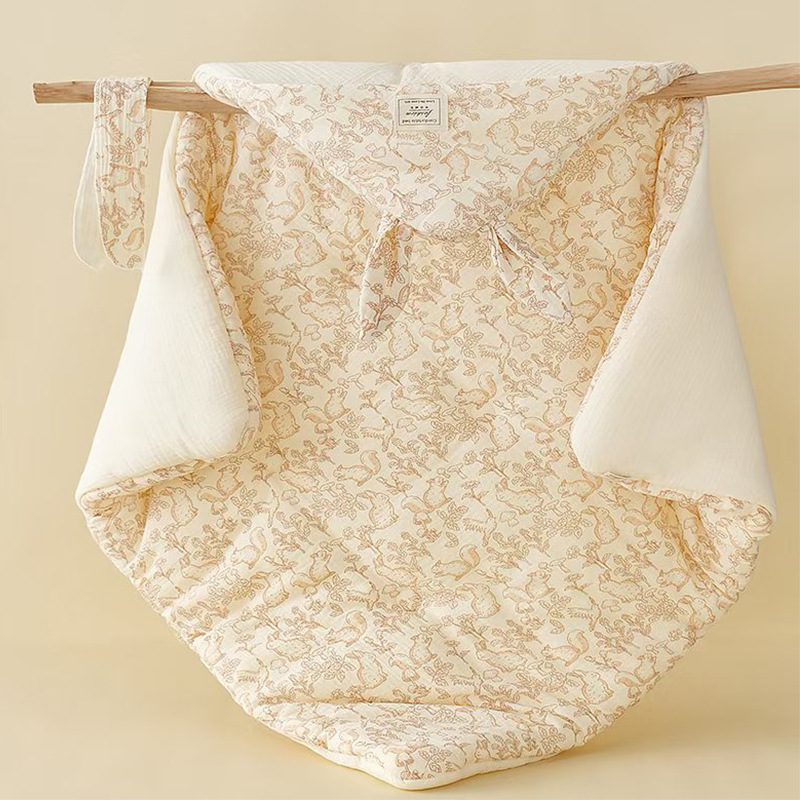 New Newborn Quilt Cotton Cartoon Bag Quilt Baby Out Small Quilt Cute Big Ears Infant Swaddling