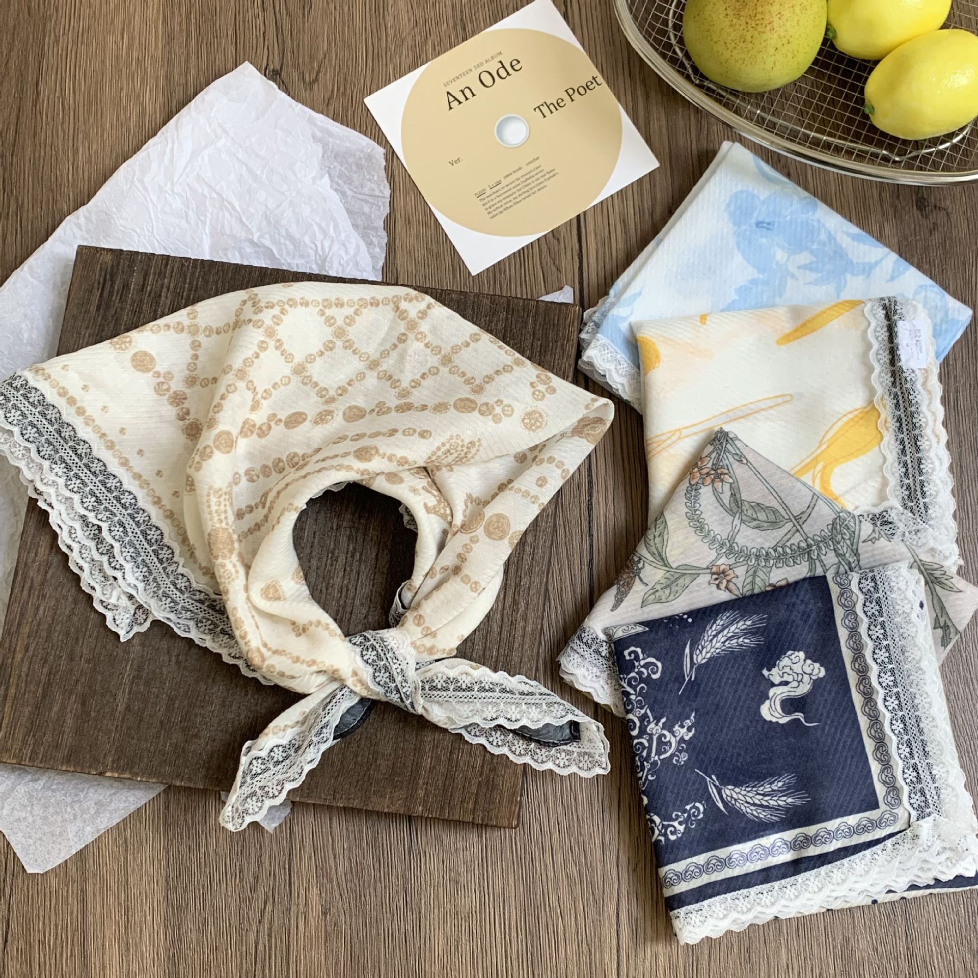 Buñuelo de seda cuello pequeño buñuelo cuadrado primavera y verano nueva moda decoración buñuelo de cuello paquete buñuelo de cabeza buñuelo de verano buñuelo de cabello buñuelo de cabello