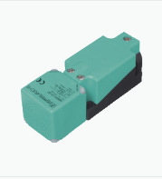 NBN30-U1-A2传感器开关功能: 互补, 输出类型: PNP, 安装: 非齐平