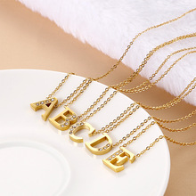 欧美风新款 潮流时尚26个大写镶钻金色英文字母钛钢锁骨项链批发