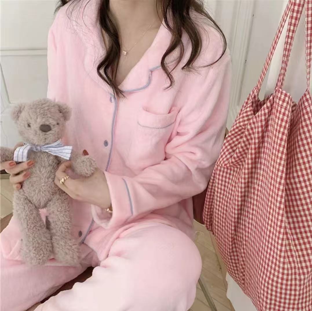 Pequeño conejito pijama de lana de coral para mujer traje de cárdigan de felpa de invierno estilo coreano dulce franela de dibujos animados ropa de hogar otoño