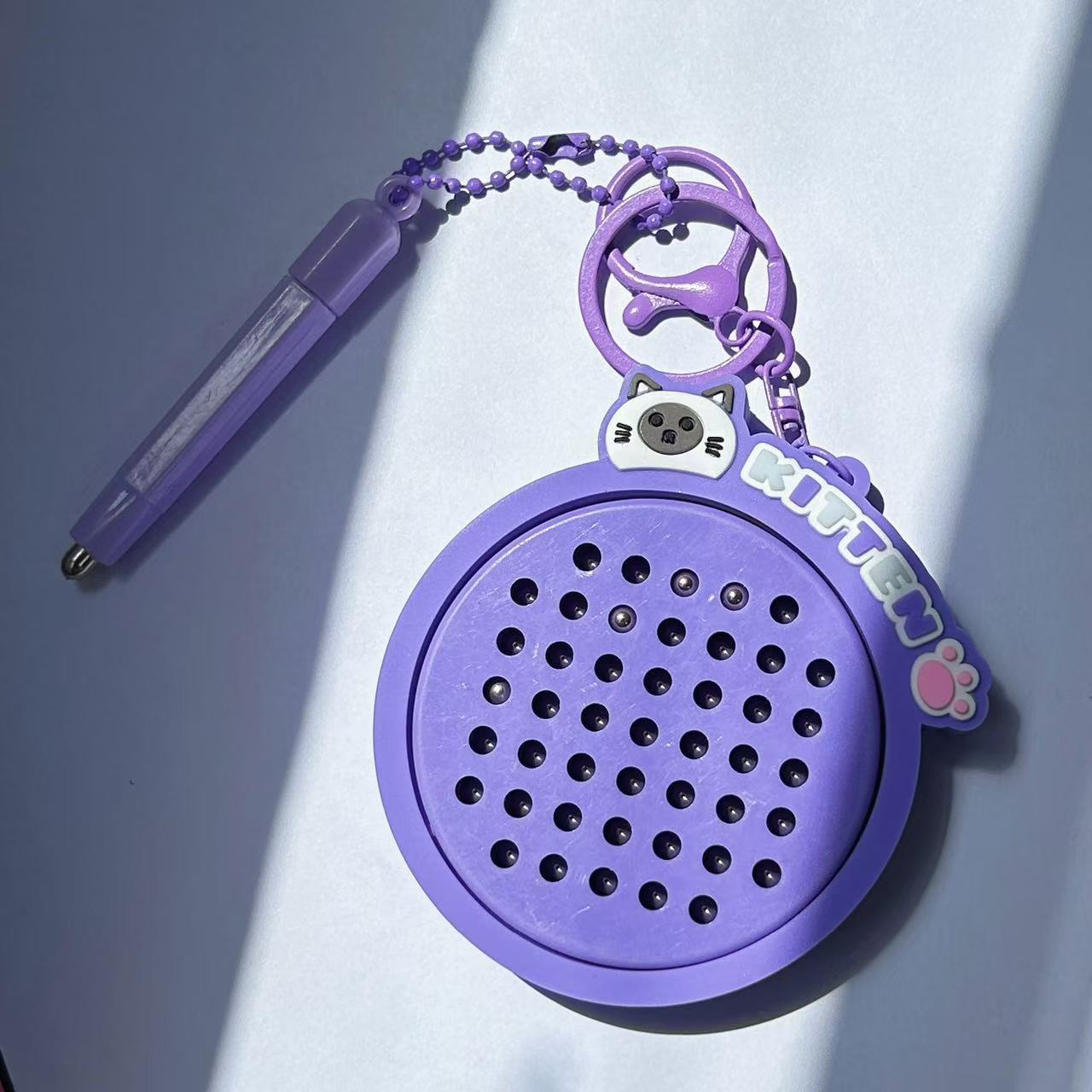 Laberinto de bolas de acero de absorción tablero de dibujo de bolas de paseo juguetes de rompecabezas para niños entrenamiento de fuerza de concentración pequeña bolas colgantes al por mayor