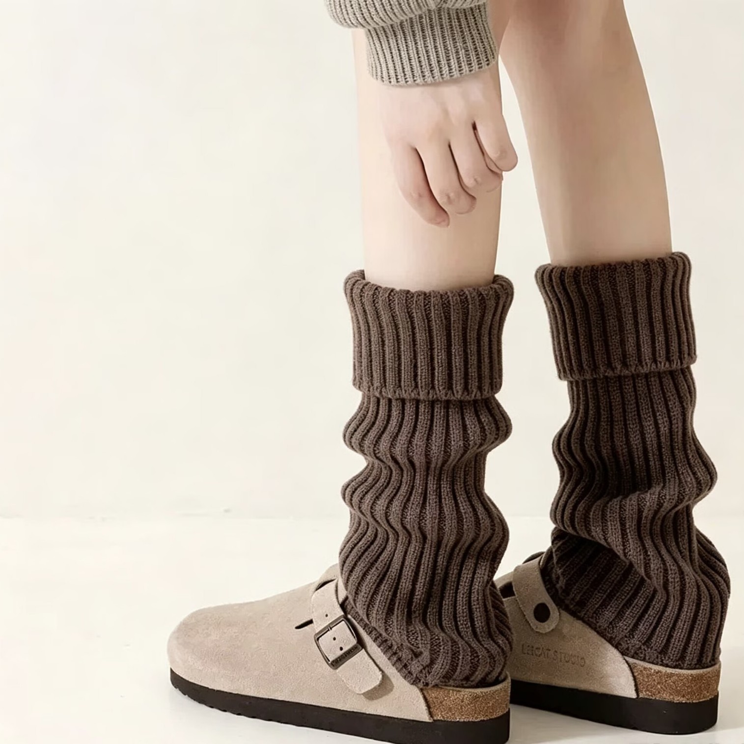 Women's autumn and winter socks, leg warmers, light gray warm thick-knit calf socks, knitted wool long socks, thickened and trendy