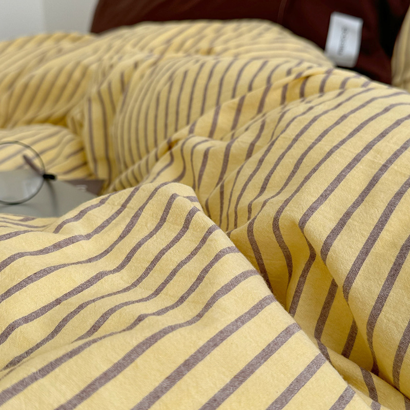 Set copripiumino 4 pezzi in cotone rigato stile nordico retrò_voghion.com