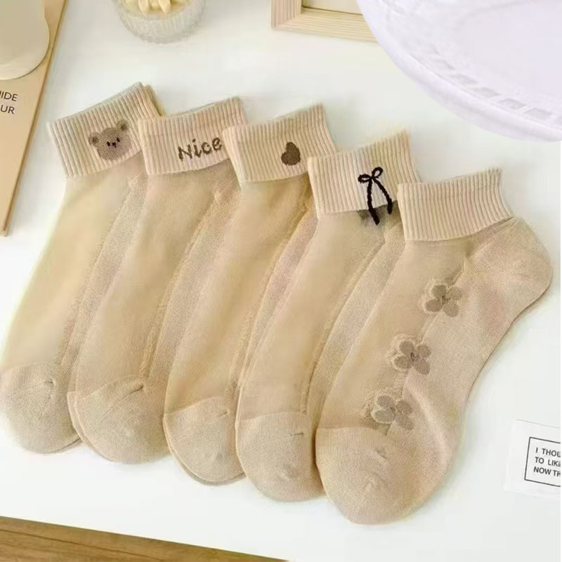 Crystal Silk Cotton Bottom Socks for Women, Sweet Summer Thin Boat Socks, Sweat-Absorbent and Breathable Glass Silk Cassie Bear Socks