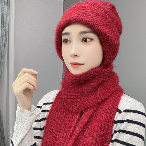 Winter integrated scarf one-piece hat for women, lined and thick, connected snowproof hat, autumn and winter handmade knitted wool hat for middle-aged and elderly women