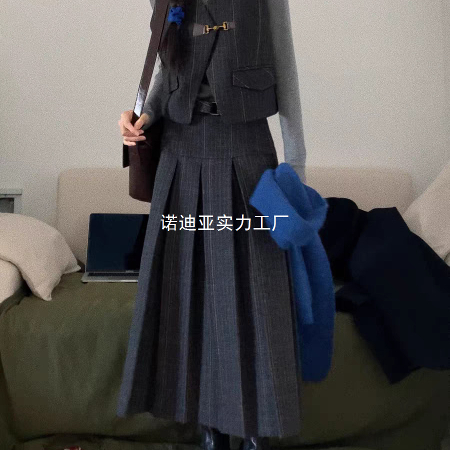 重工文艺 格纹毛呢马甲上衣外套百褶半身长裙A字两件套装春秋新款