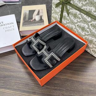 2025 New Classic Slippers, Double-Soled Flats-Soled Niche Woven Slippers, Retro Outer High-Heeled Sandals