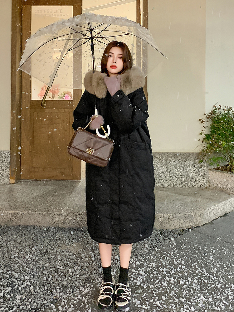 검은색