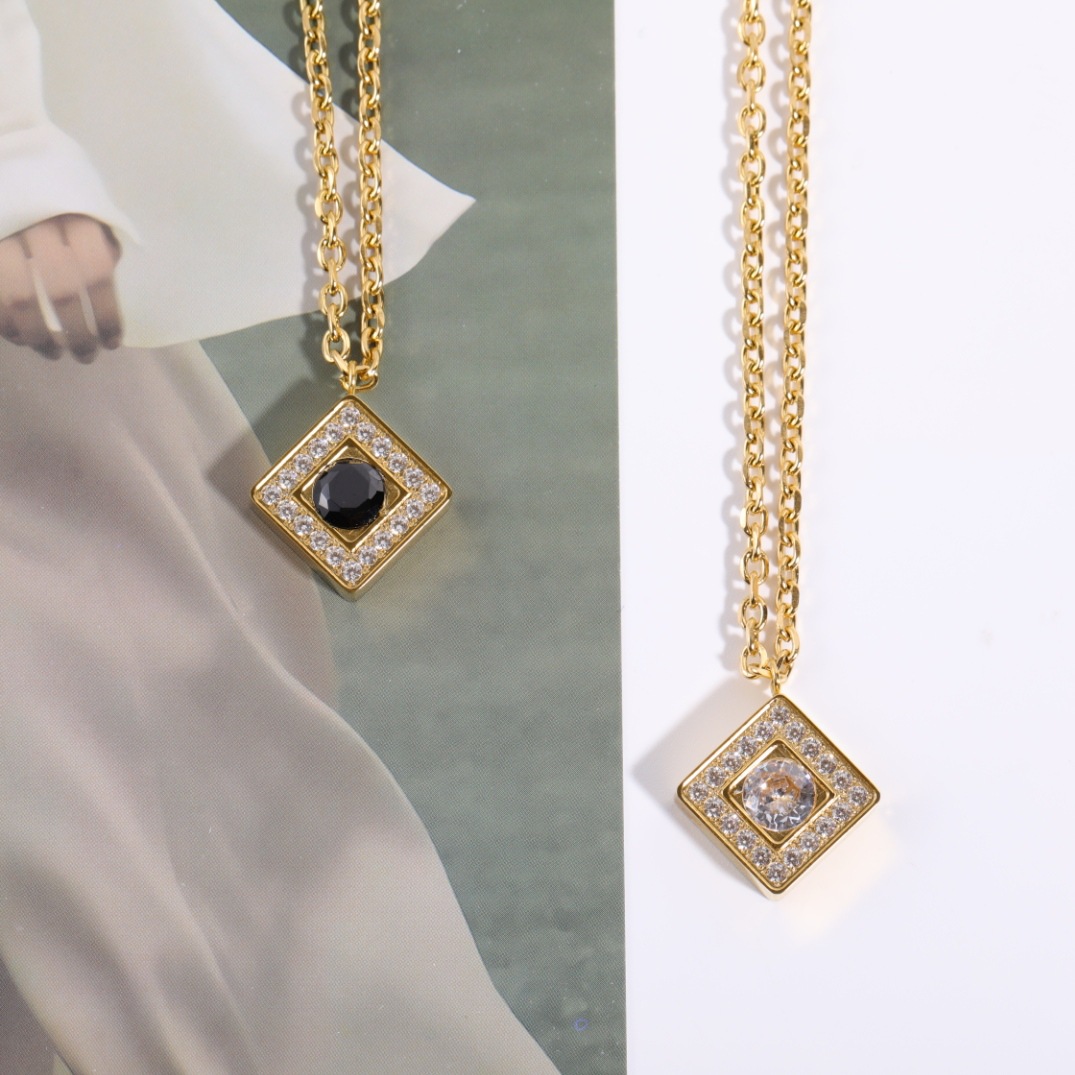 Fashion Geometric Titanium Steel Necklace Metal Inlay Rhinestone Stainless Steel Necklaces