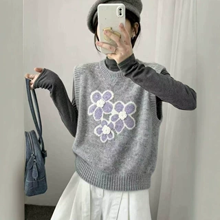 洪合针织工厂可爱甜美风花朵提花针织马甲女灰色圆领立体小花背心
