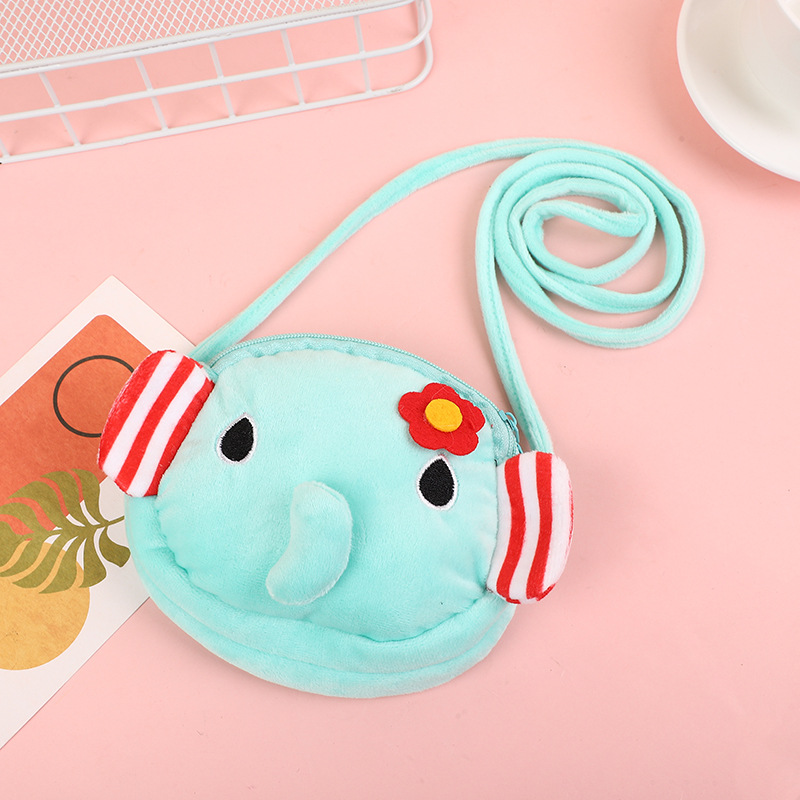 Kid's Small Plush Rabbit Cat Elephant Cute Zipper Crossbody Bag display picture 4