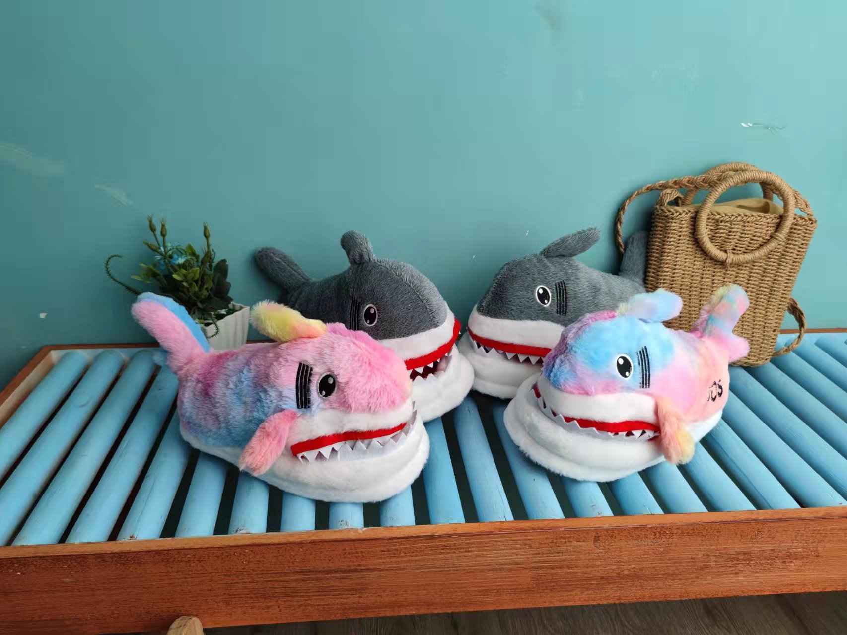 Pantofole di peluche con testa di squalo, suola spessa, 3D, per interni, calde, casa, cartone animato, scarpe di cotone_voghion.com