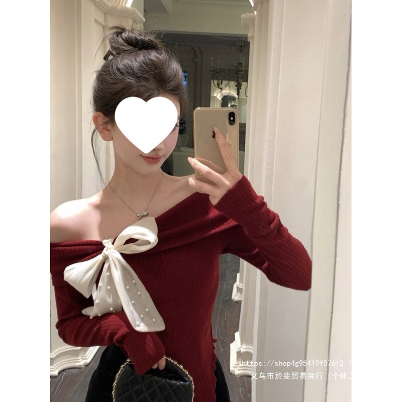 Off-shoulder bow-knot knitted top for women, winter Christmas and New Year red long-sleeve inner layer, unique and beautiful top