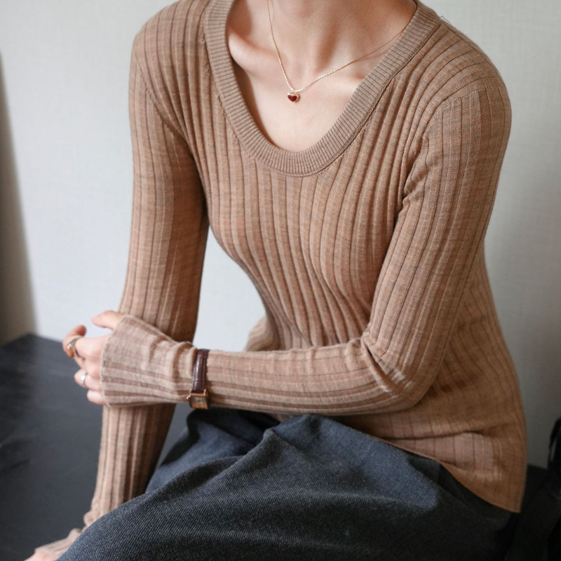 100% fine-spun wool U-neck slim-fit knit sweater for women, long-sleeved wool shirt, autumn and winter base layer, ribbed high-end top