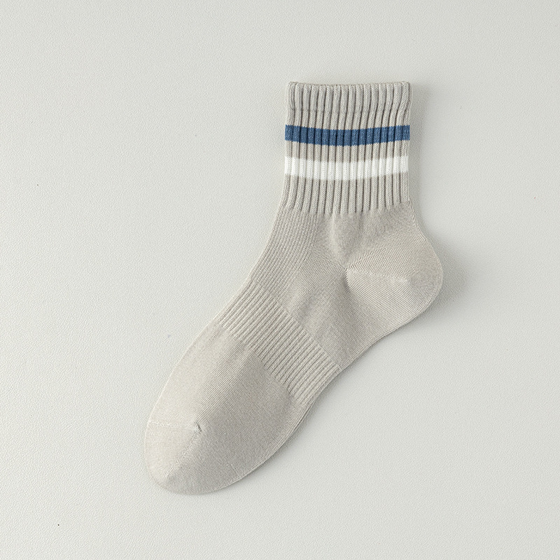 Calcetines cortos de algodón de color sólido para hombres otoño y invierno 100 algodón en una máquina sin hueso anti-balling paquete independiente de rayas de dos barras calcetines para hombres