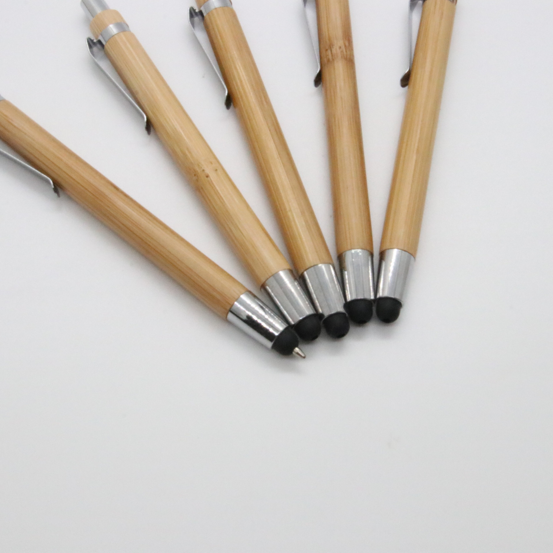 Bambú pluma de bambú empuje pluma accesorios de metal gancho 1,0mm azul negro recarga transfronteriza en stock