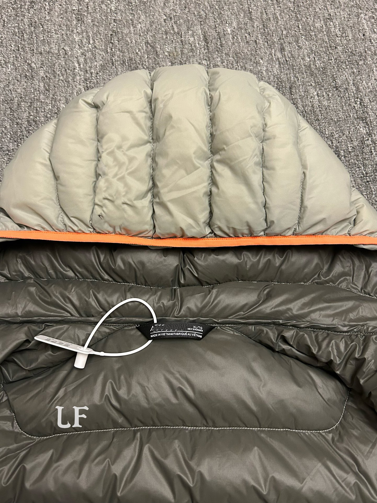 Chaqueta de plumón de arroz blanco 80 chaqueta de arroz blanco Cerium para hombres y mujeres de invierno a prueba de viento y cálido SV