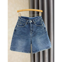 2025�ļ��¿�����@��a��ţ�ж�ѝŮ�{ɫ�ٴ��������ѝ��