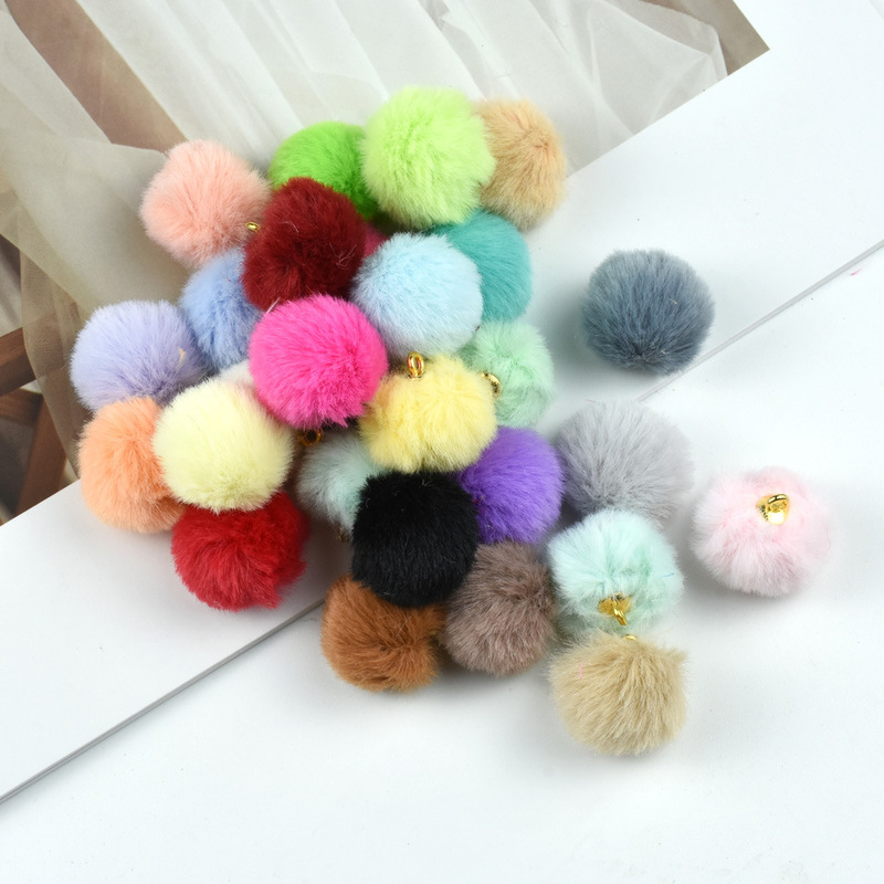 2cm Faux Rabbit Fur Pom-Pom Pendant Plush Ball Keychain Accessory for Clothing and Bags