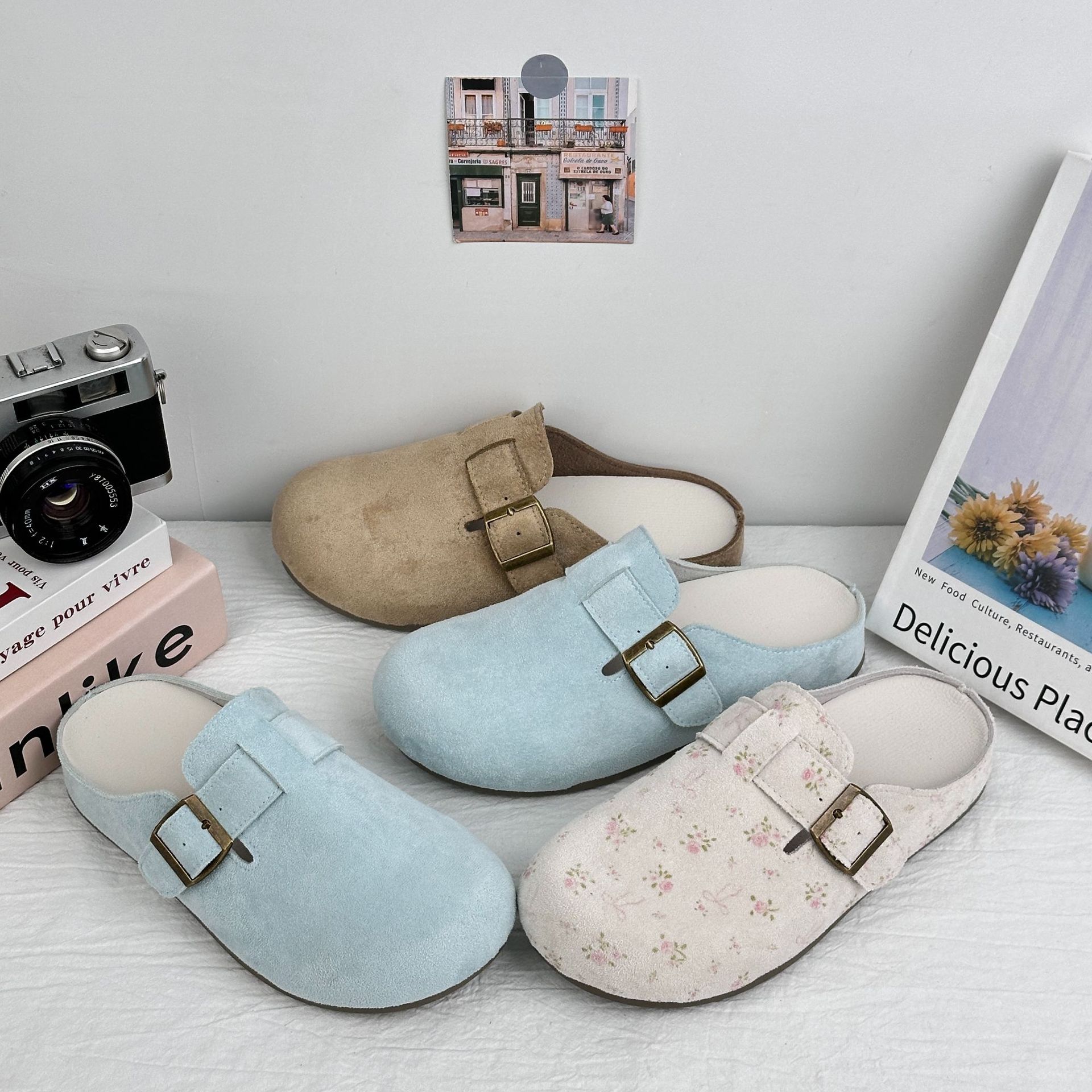 Zapatillas de tabla de onda lejana para mujer 2025 nuevos zapatos Birkenstock para mujer estilo caliente de verano medias zapatillas Baotou ropa exterior sandalias de todo fósforo en nombre del cabello