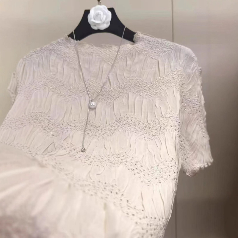 Trendy Heavy-Duty Rhinestone Wrinkled Solid Color Short-Sleeve T-Shirt for Women, New Summer Miyake Fashion Versatile Ruched Top